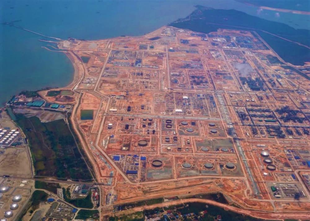 Aramco Agrees to Sell Its PRefChem Stake to PETRONAS