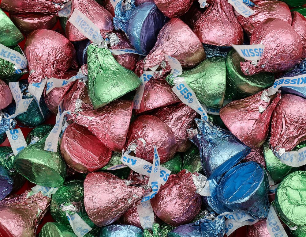 Hershey FY 2025: Profit Down 60%, Sees 2026 Adjusted EPS Up 30-35%