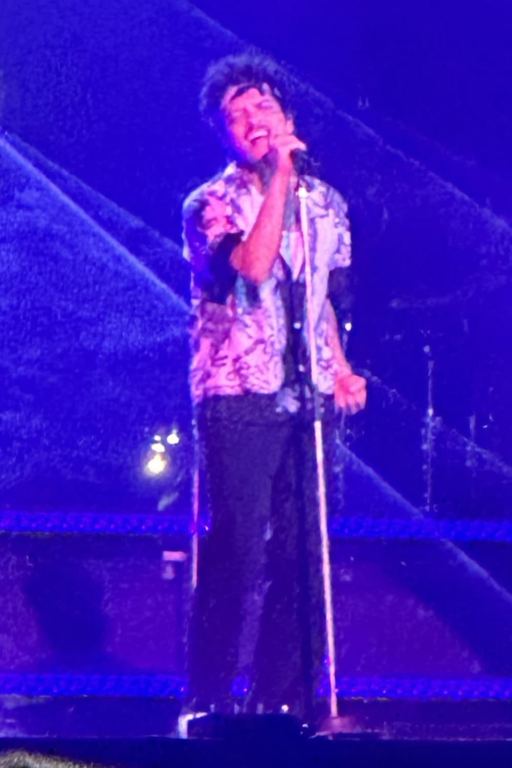 Bruno Mars Brings The Romantic Tour to Levi's Stadium