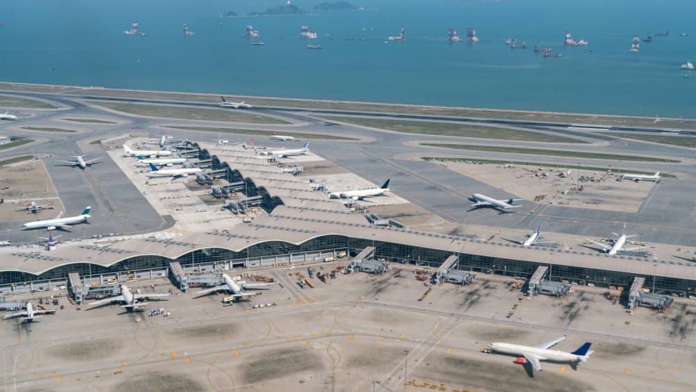 Hong Kong Airport's Three-Runway System Reaches Full Operation