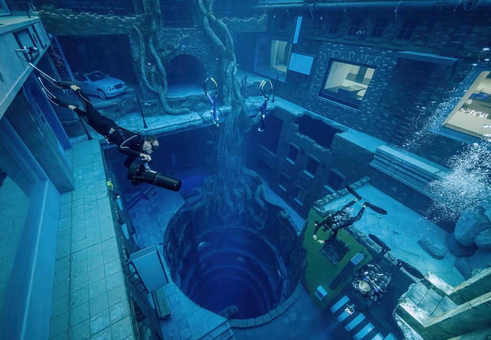 Deep Dive Dubai Opens as the World’s Deepest Pool