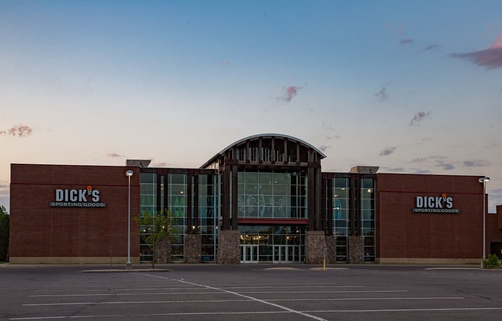 Dick's Sporting Goods Expected to Report Q3 2026 Results With Foot Locker