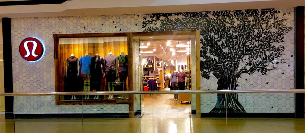 法官准许投资者对 Lululemon 的证券诉讼继续进行