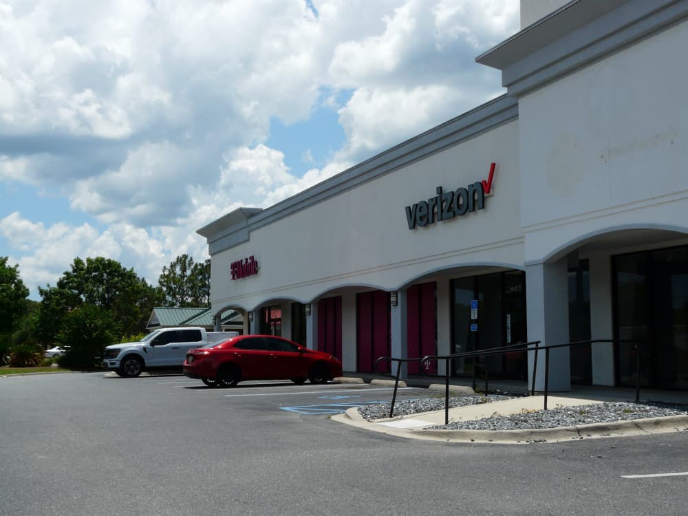AT&T, T-Mobile and Verizon Plan Satellite Joint Venture