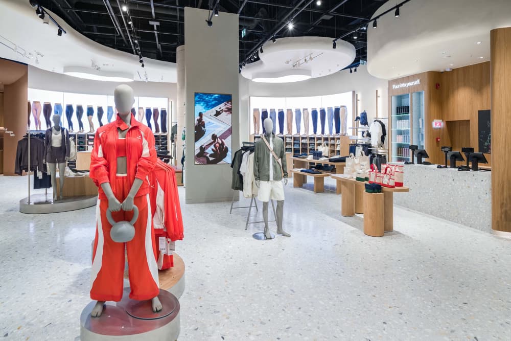 Lululemon Opens Its First Store in Romania, at Băneasa Shopping City