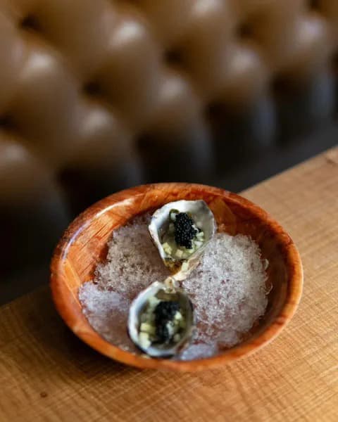 Wind Cries Mary — Victoria restaurant guide