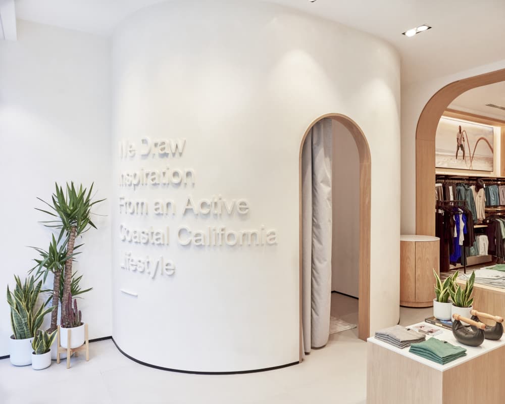 Vuori Opens Its Third London Store on King's Road