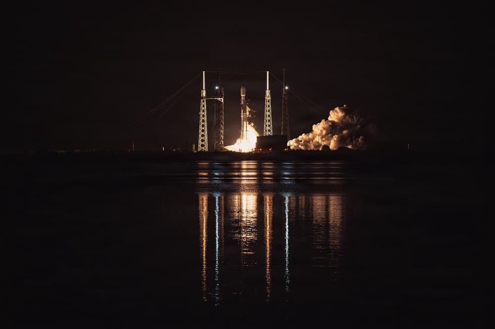 Verizon Commits $100 Million to AST SpaceMobile
