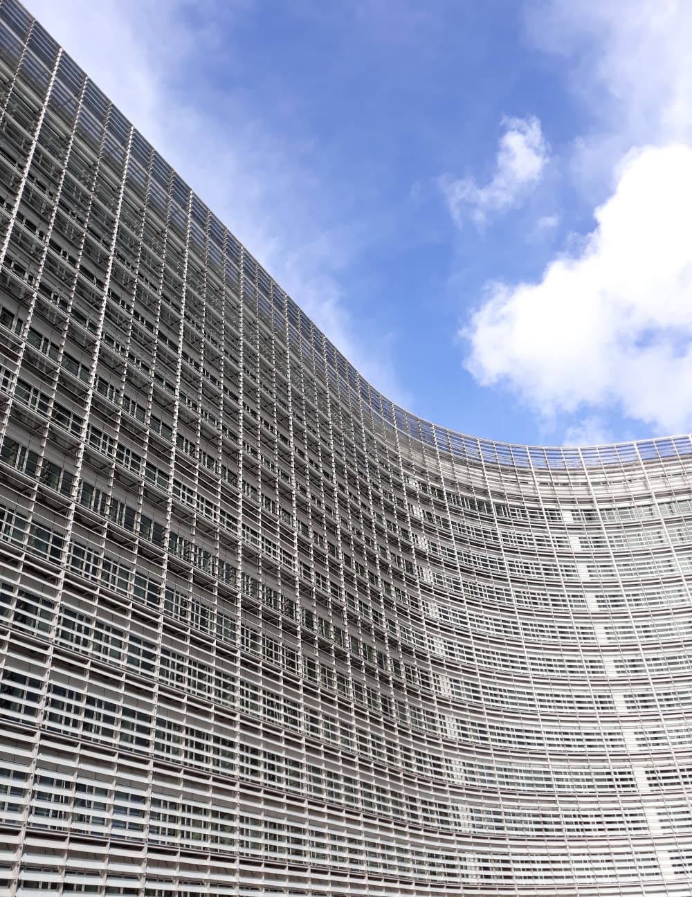 EU Commission Issues Formal Information Demand to Broadcom Over VMware