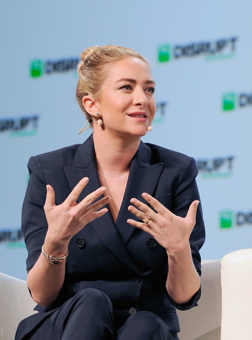 La salida a bolsa de Bumble convierte a Whitney Wolfe Herd en la mujer más joven en sacar a una empresa estadounidense a bolsa