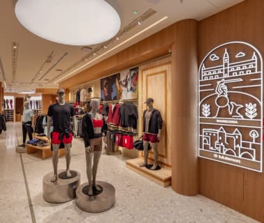 Lululemon Opens Its First Store in Poland, Its 100th in EMEA