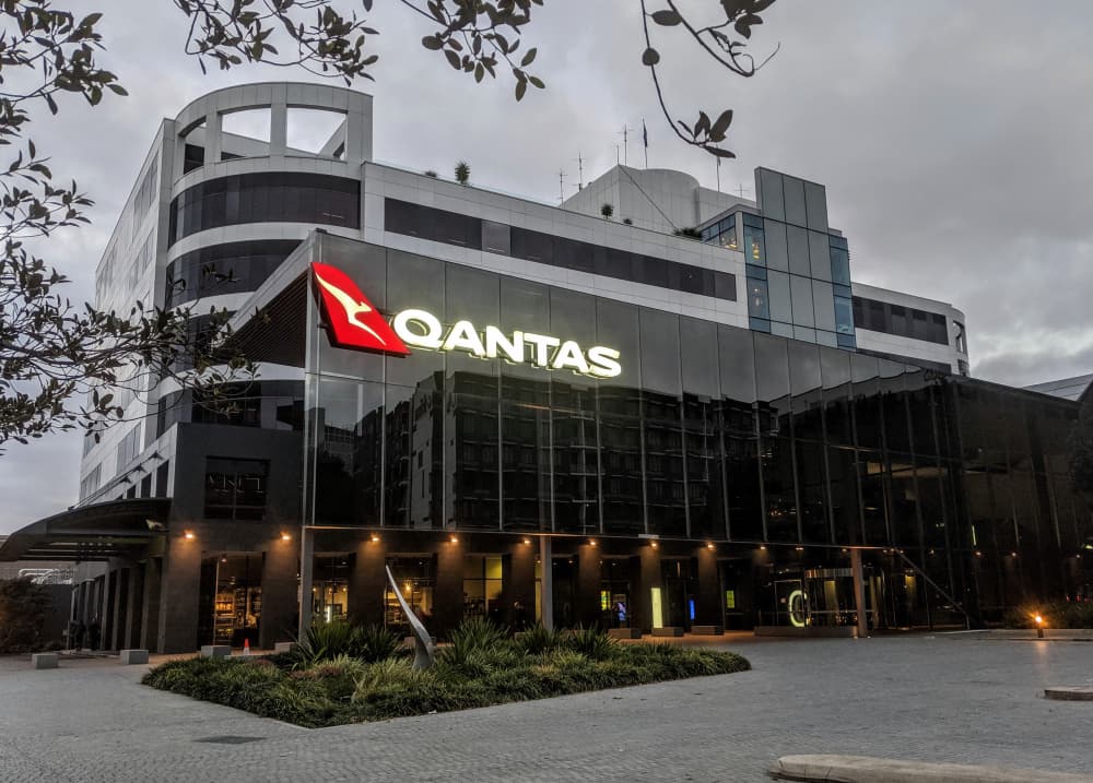 Hackers Dump Qantas and Vietnam Airlines Data After Salesforce Deadline