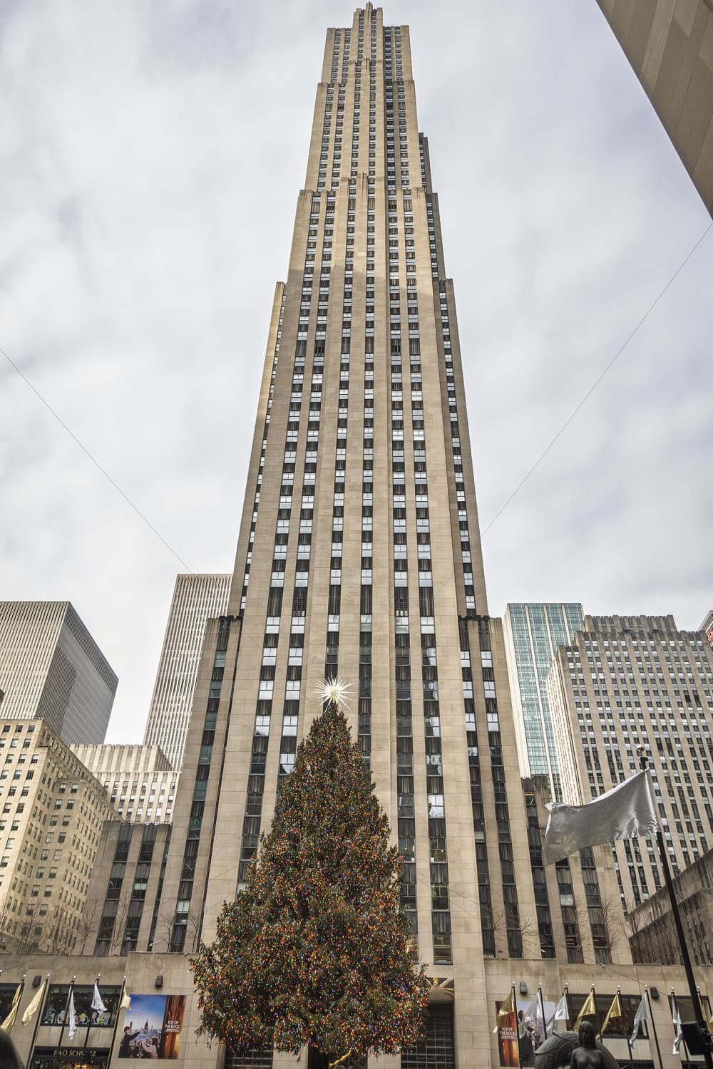 The Rockefeller Center Christmas Tree Is Lit for 2026