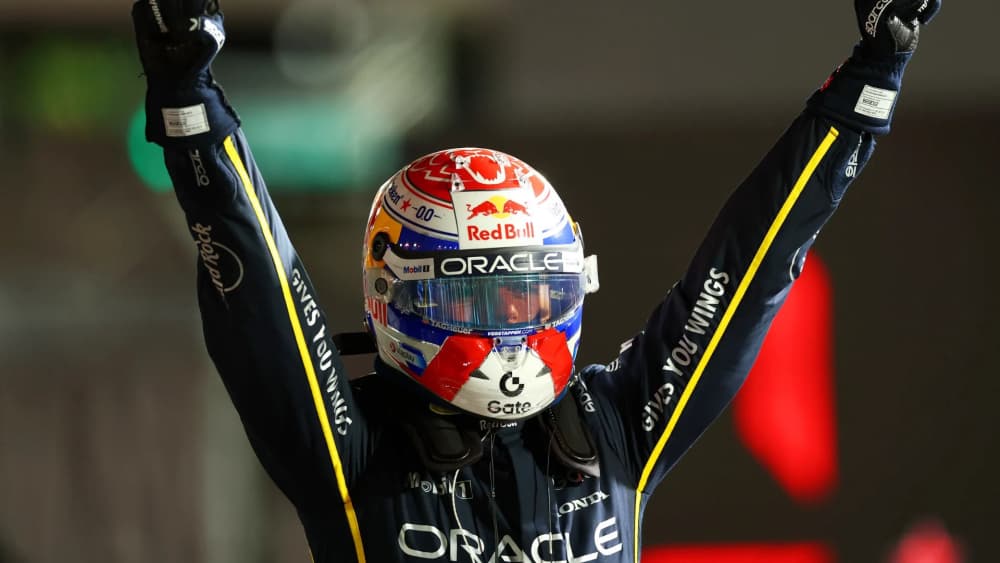 Verstappen Wins the 2025 Las Vegas Grand Prix as Both McLarens Are Disqualified